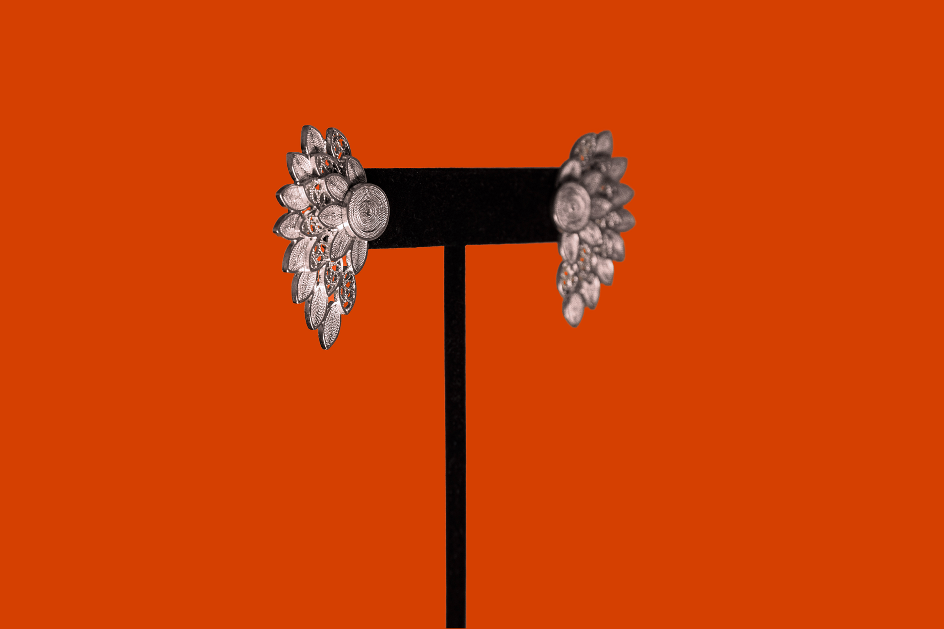Fatima-Handmade-Earrings-Lateral