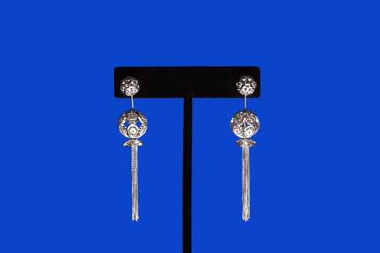 Gracia-Handmade-Earrings-Front