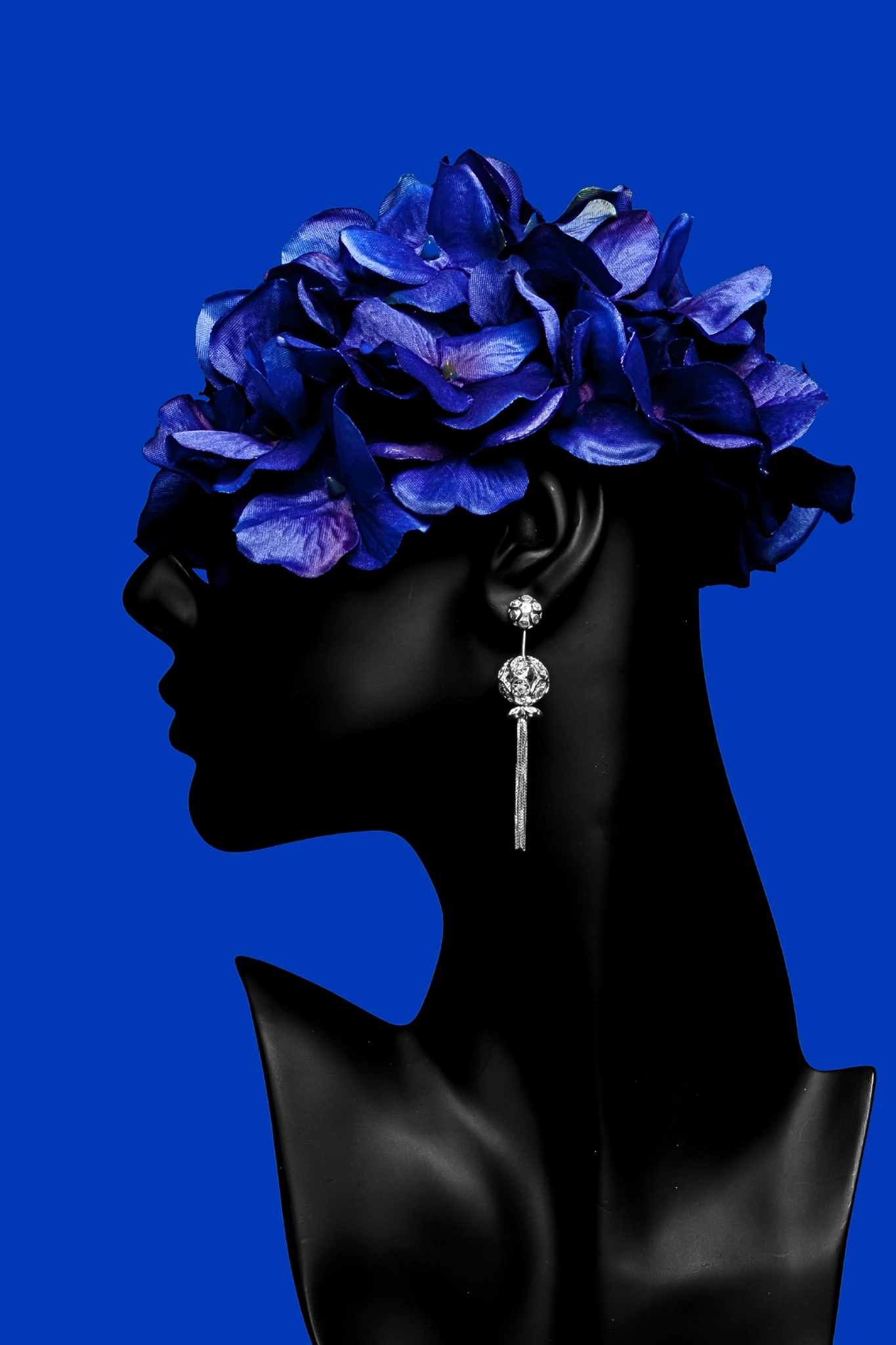 Gracia-Handmade-Earrings-Stand