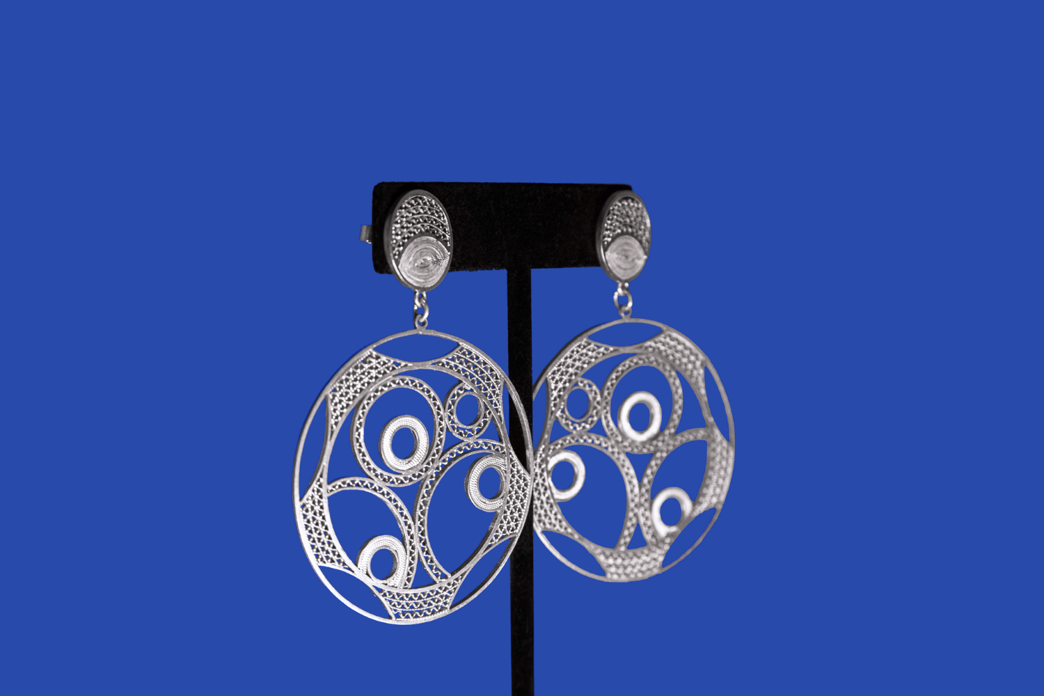 Luna-Handmade-Earrings-Lateral