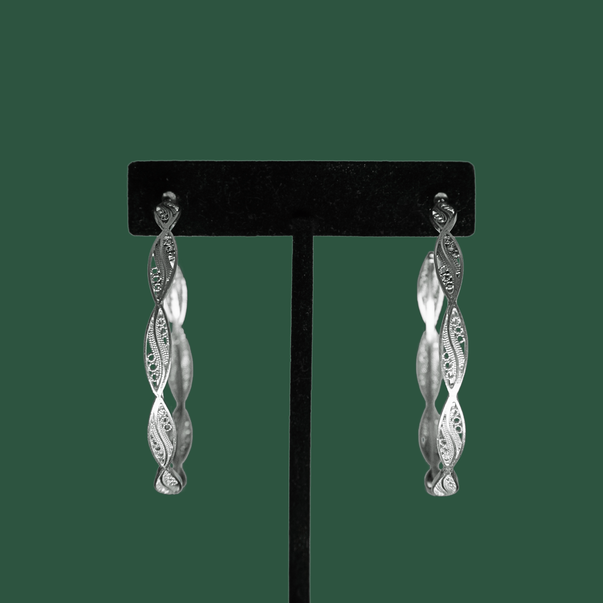 Macarena, handmade silver filigree hoop earrings
