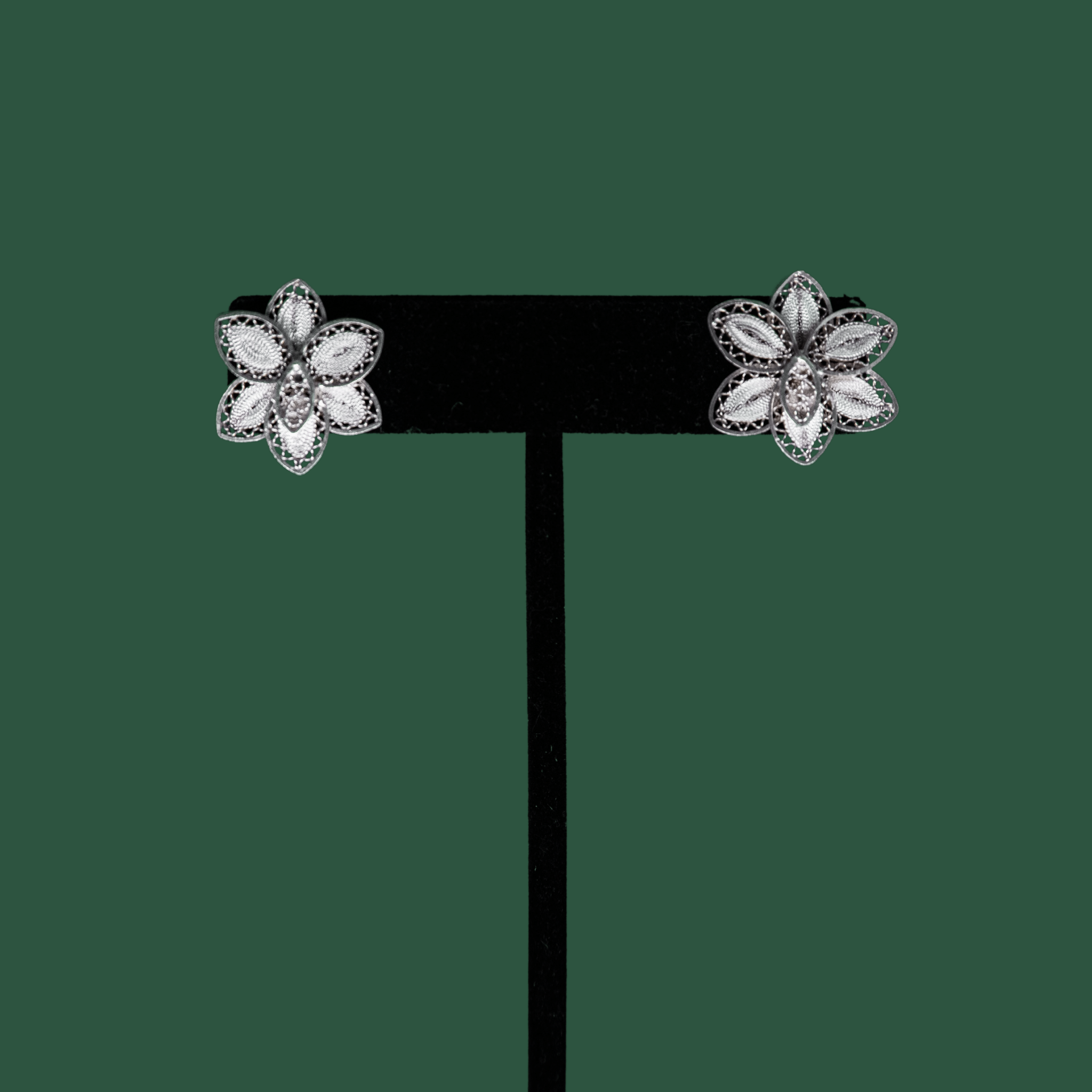 Magdalena, handmade silver filigree MorphEar stud earrings

