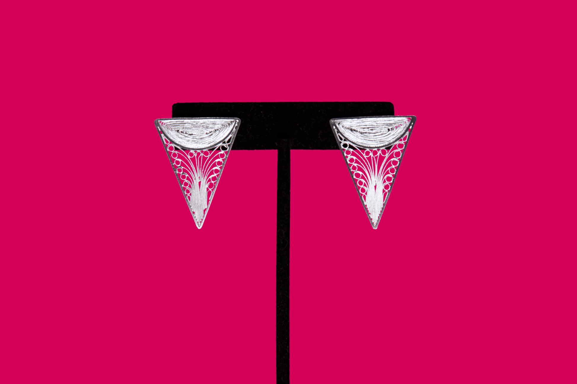 Valerosa-Handmade-Earrings-Stud
