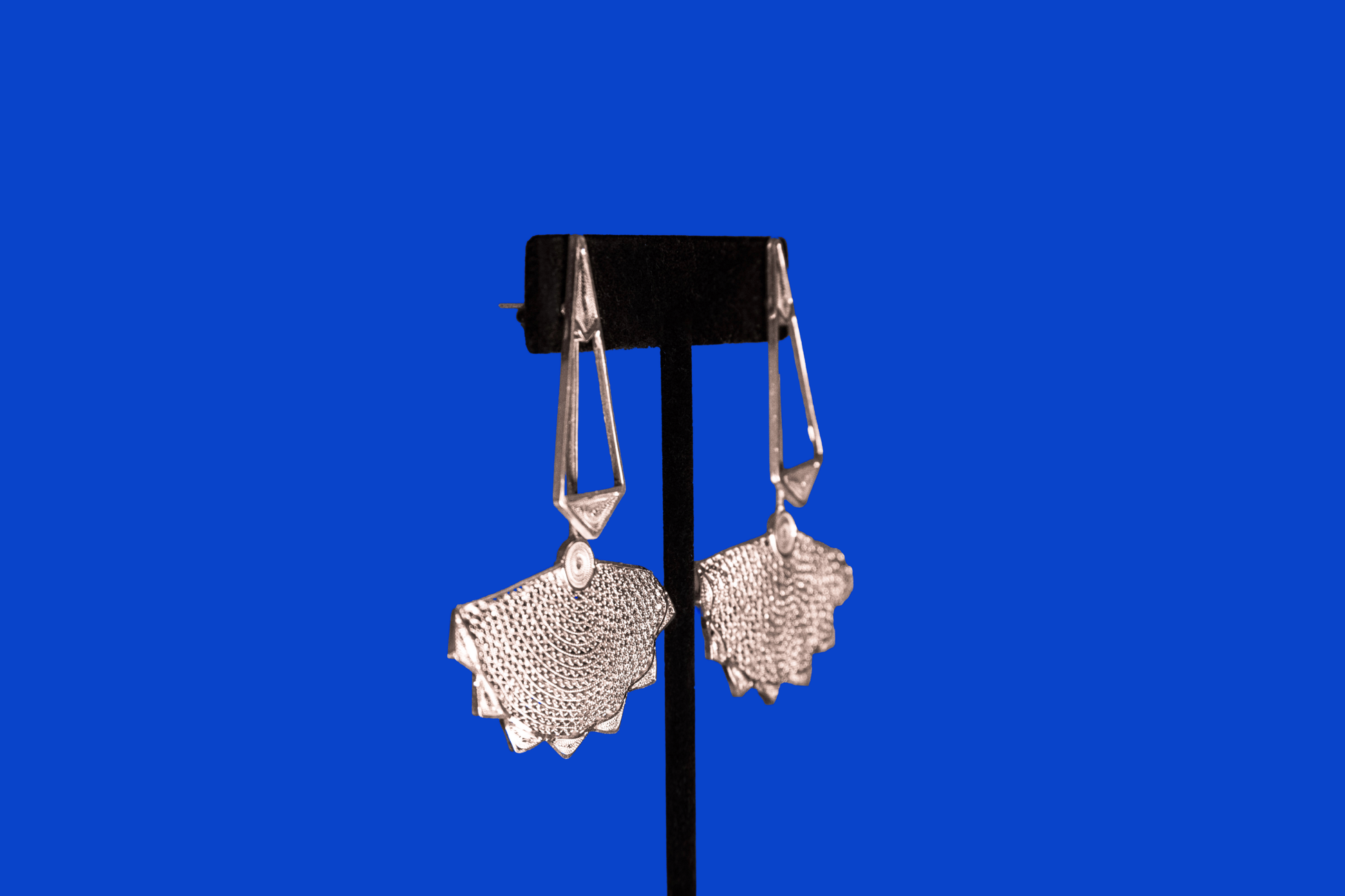 Virtudes-Handmade-Earrings-Lateral